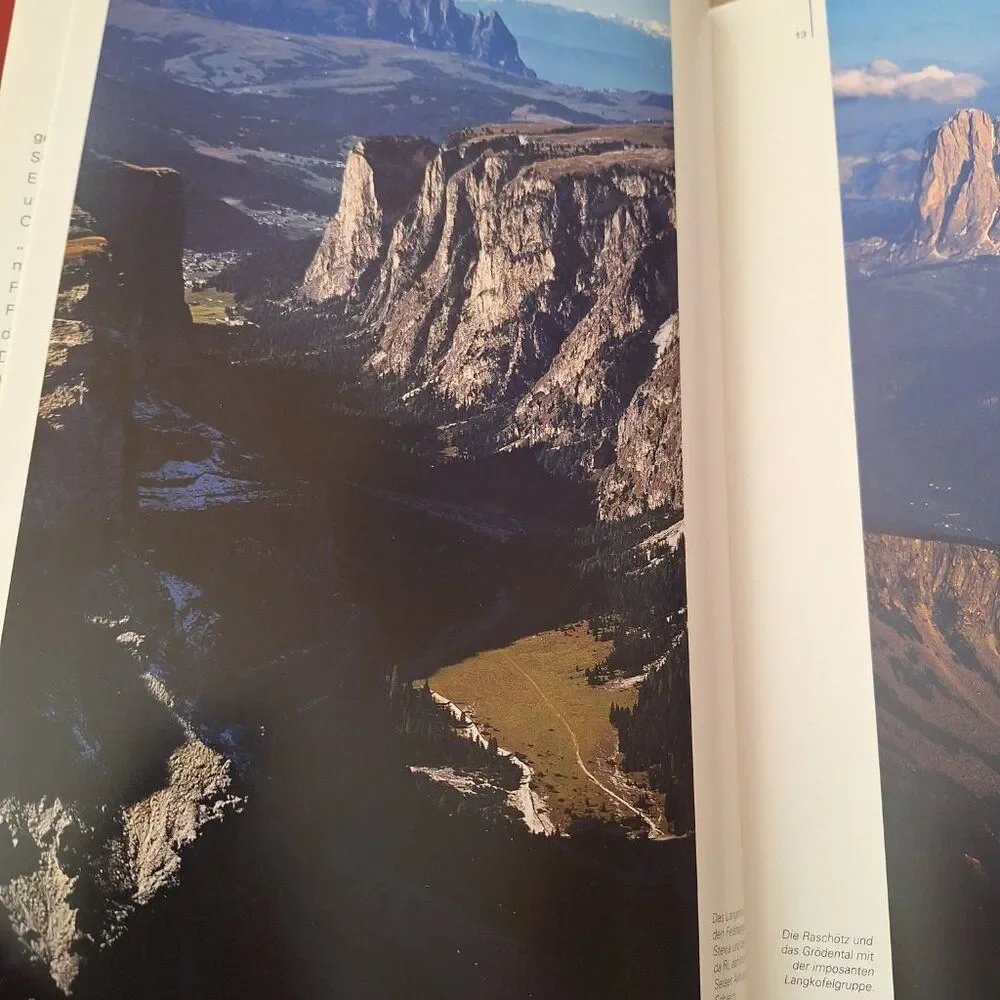 Dolomiten vertikal: The World Natural Heritage from the air / Coffee Table Book